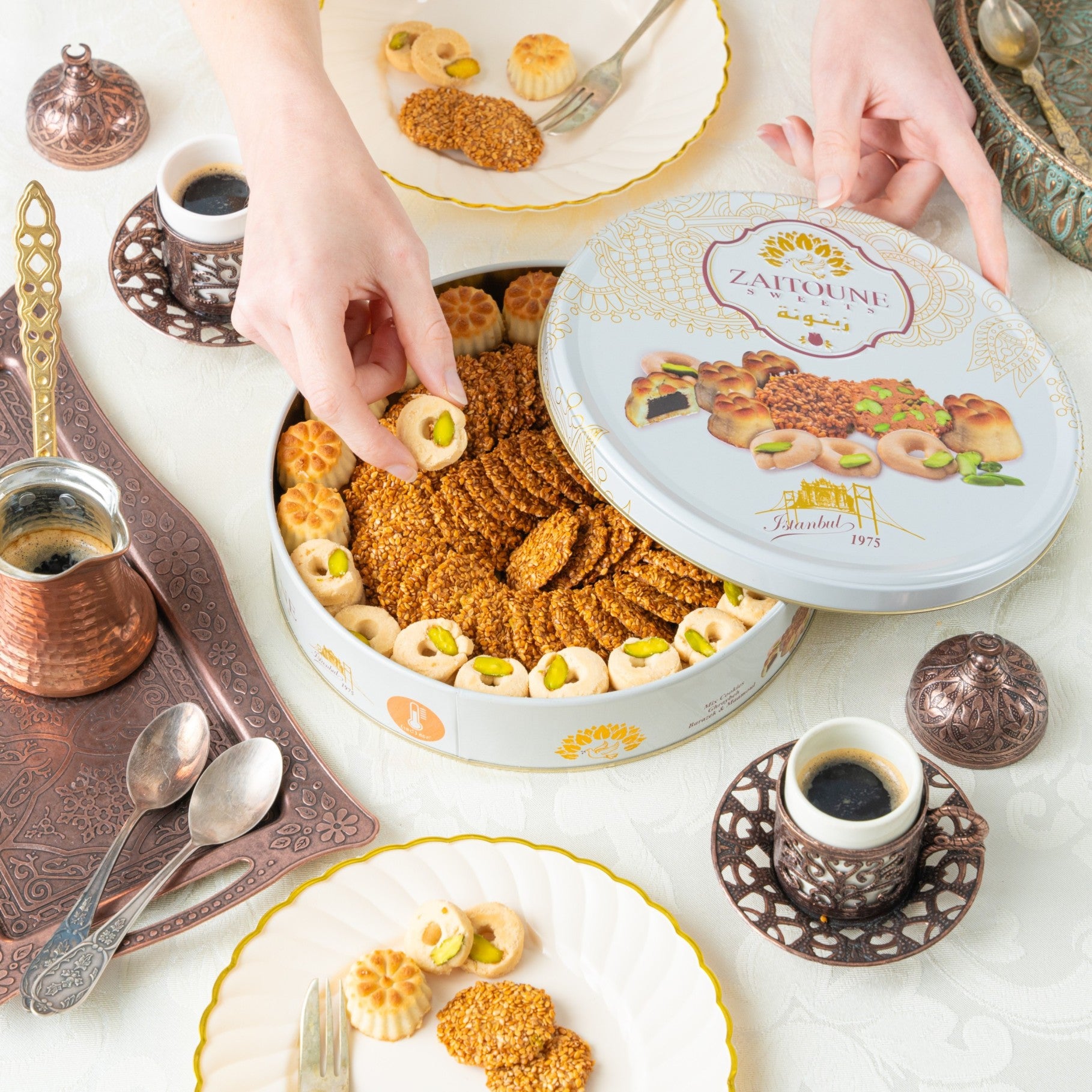Zaitoune Mixed Cookies Maamoul Date, Barazek and Graybah - 500g